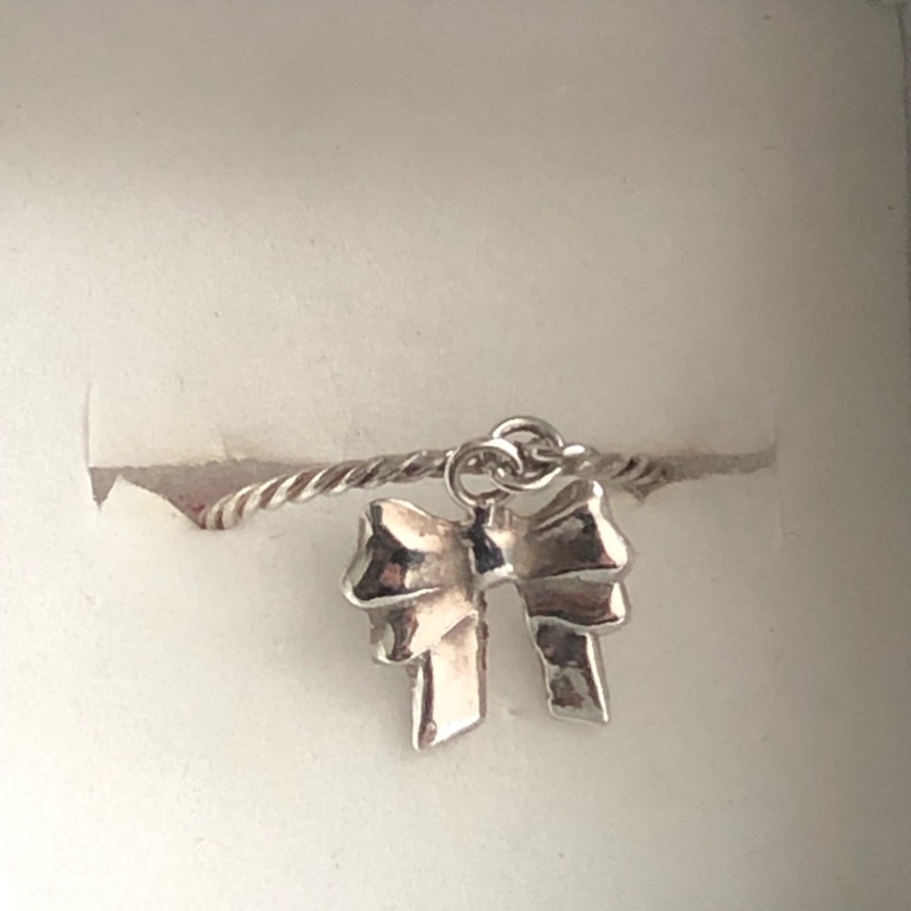 Vintage Dangling “Bow” Charm Ring sterling silver